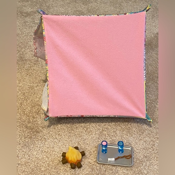 Bratz Music Festival Vibes Tent Playset 🏕️ 🔥 - Picture 4 of 10